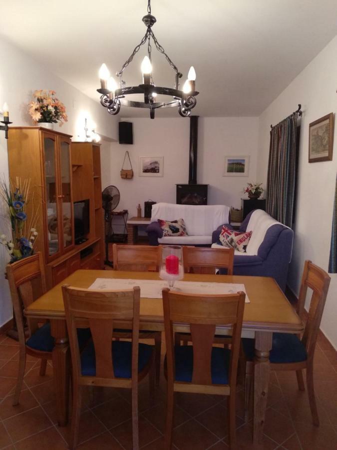 Casa Rural Cerca Del Caminito Del Rey Ardales Bagian luar foto